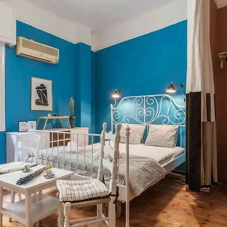 & Cozy In The Heart Of Apartment *